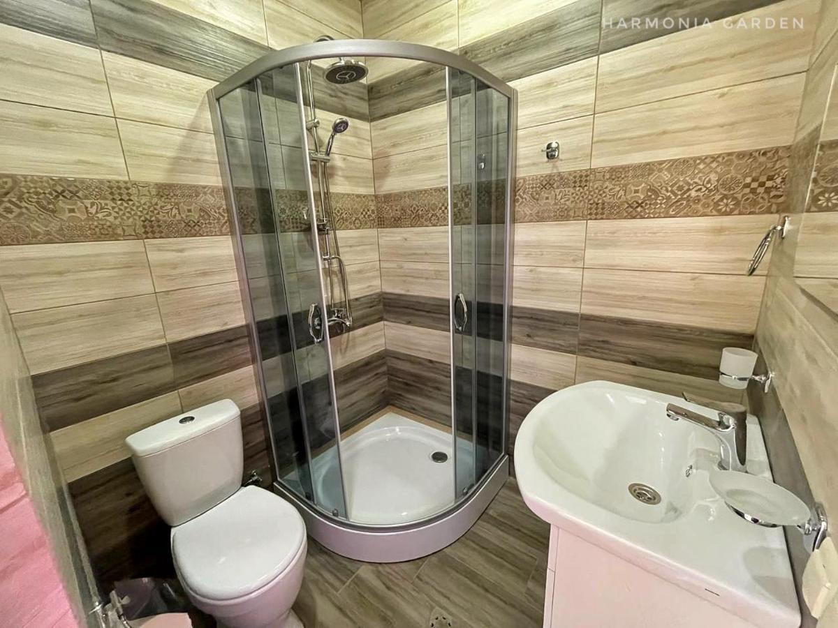 Harmonia Garden Garni Hotell Exteriör bild