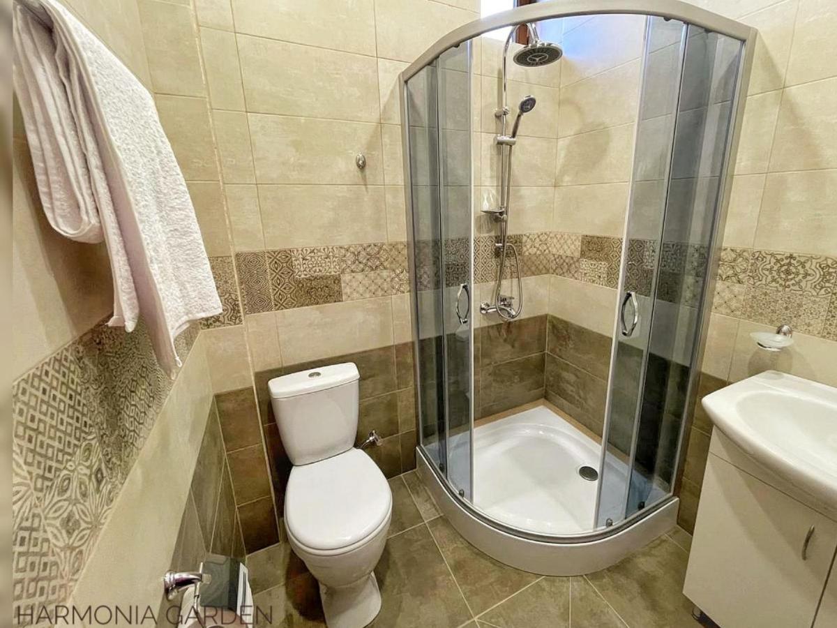 Harmonia Garden Garni Hotell Exteriör bild