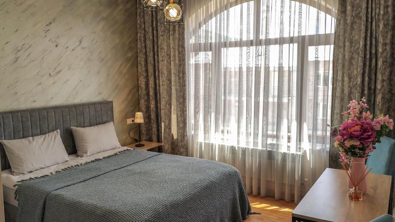 Harmonia Garden Garni Hotell Exteriör bild